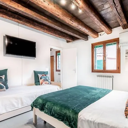 Ca' Della Corte Lucatella Piazza S.marco Apartment