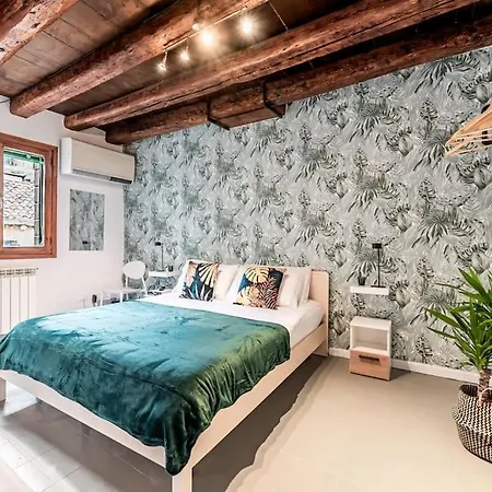 Ca' Della Corte Lucatella Piazza S.marco Venice